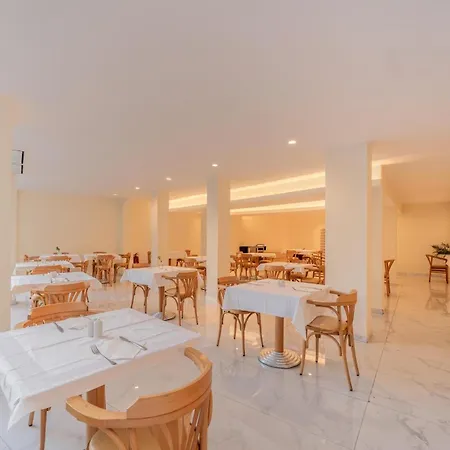 Hotel Arte 4*