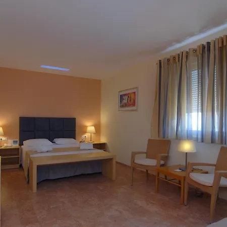 Hotelli Arte Rhodes City