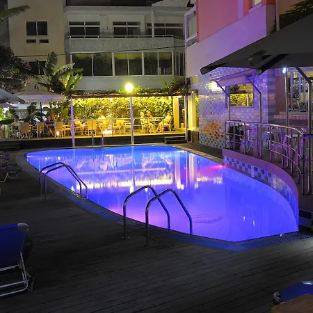 Arte 4*